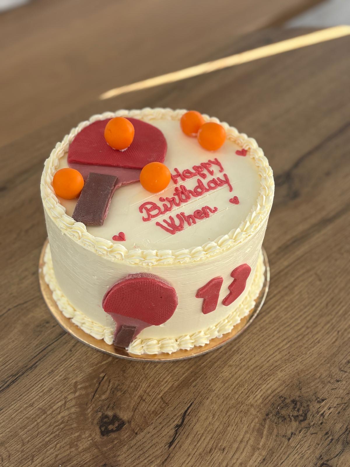 Tort personalizat realizat de Patiferia Artizanal, Otopeni – model 18