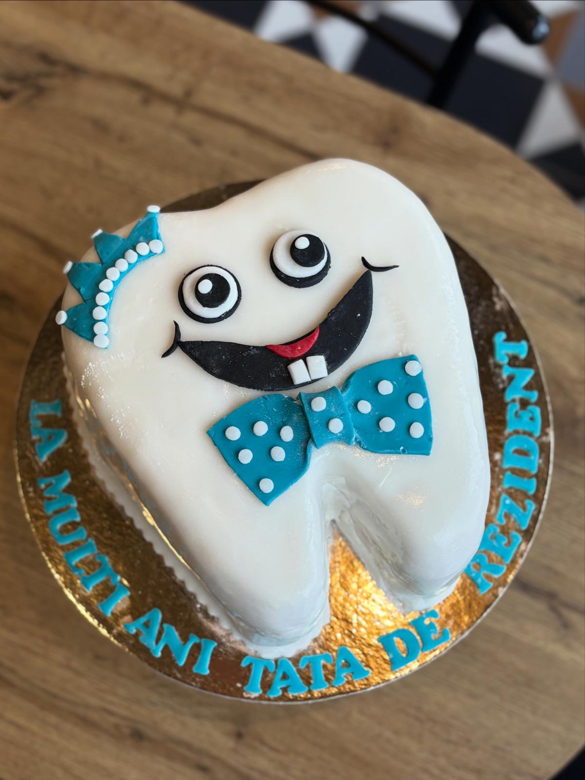 Tort personalizat realizat de Patiferia Artizanal, Otopeni – model 38