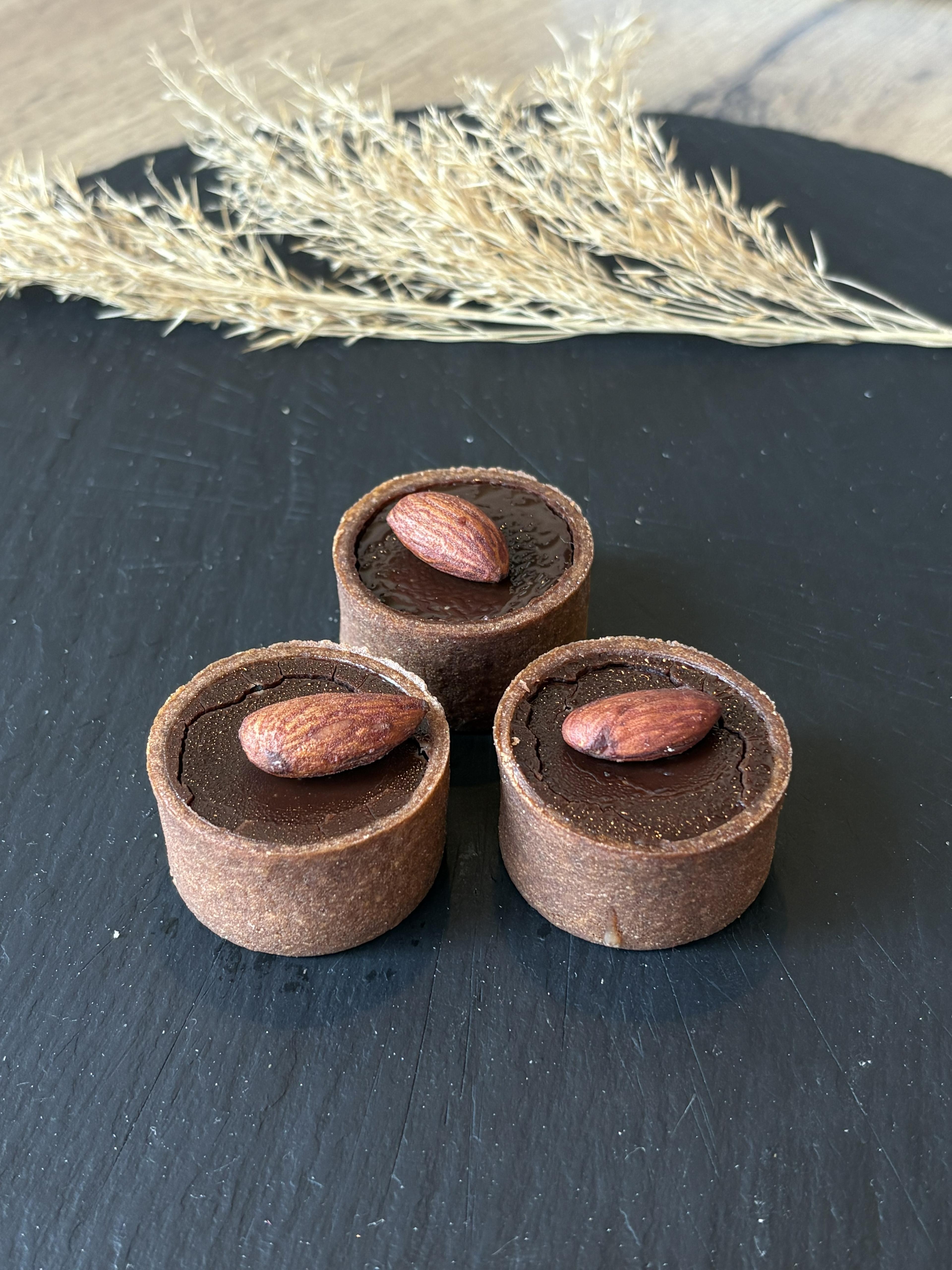 Mini tartă caramel sărat & ciocolată