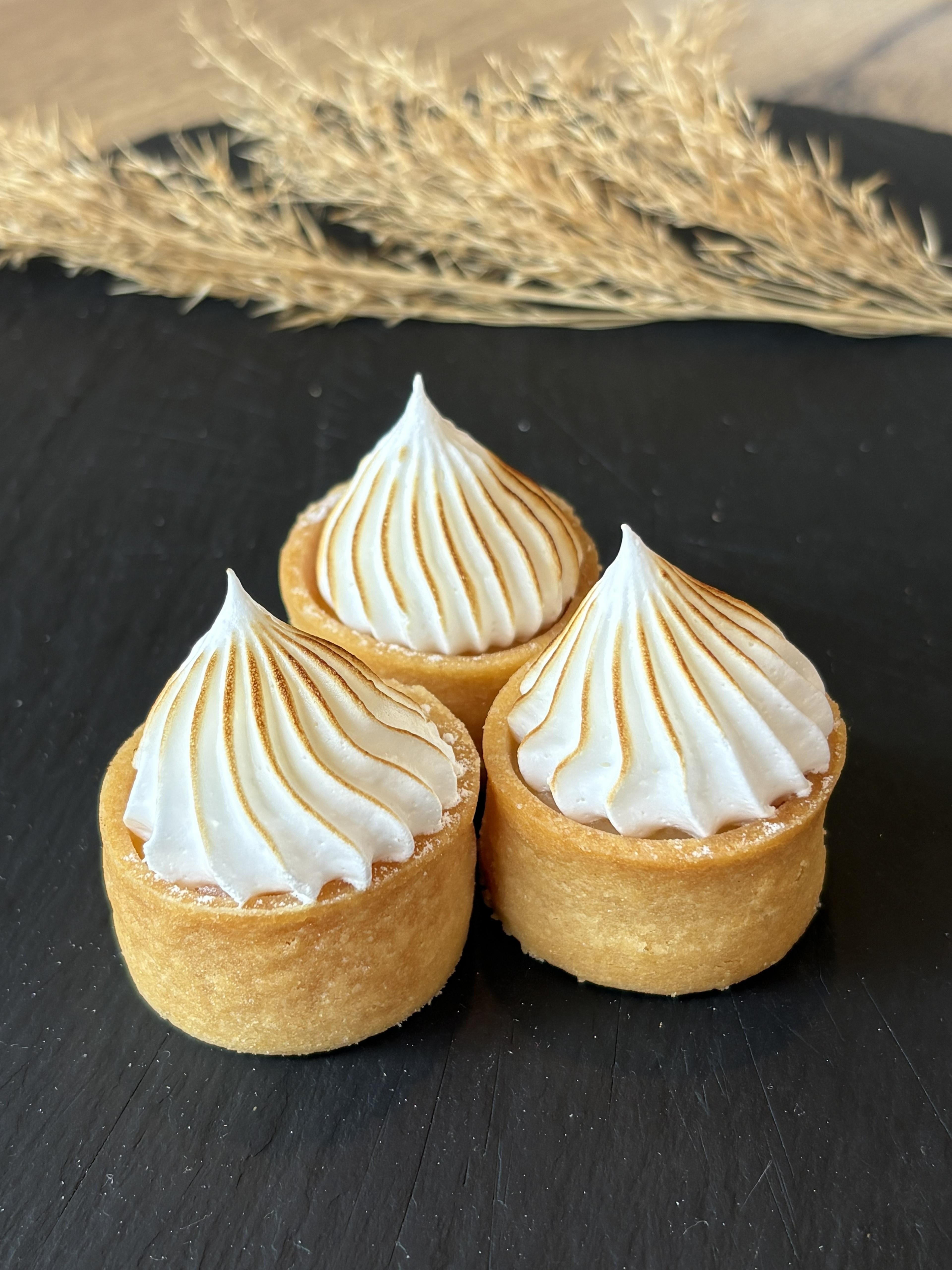 Mini tartă lămâie & bezea